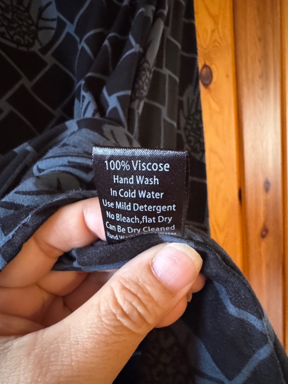 Gently used Livibg Hula Black Floral Grid-Print Tunic - Picture 4 of 5